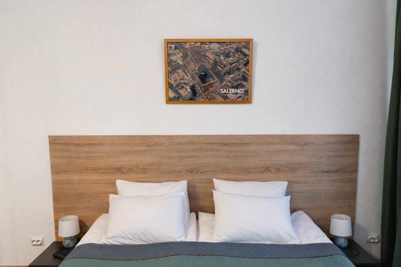 Четырехместный (Улучшенный комфорт с балконом), Гостевые комнаты и апартаменты Пио на Моховой