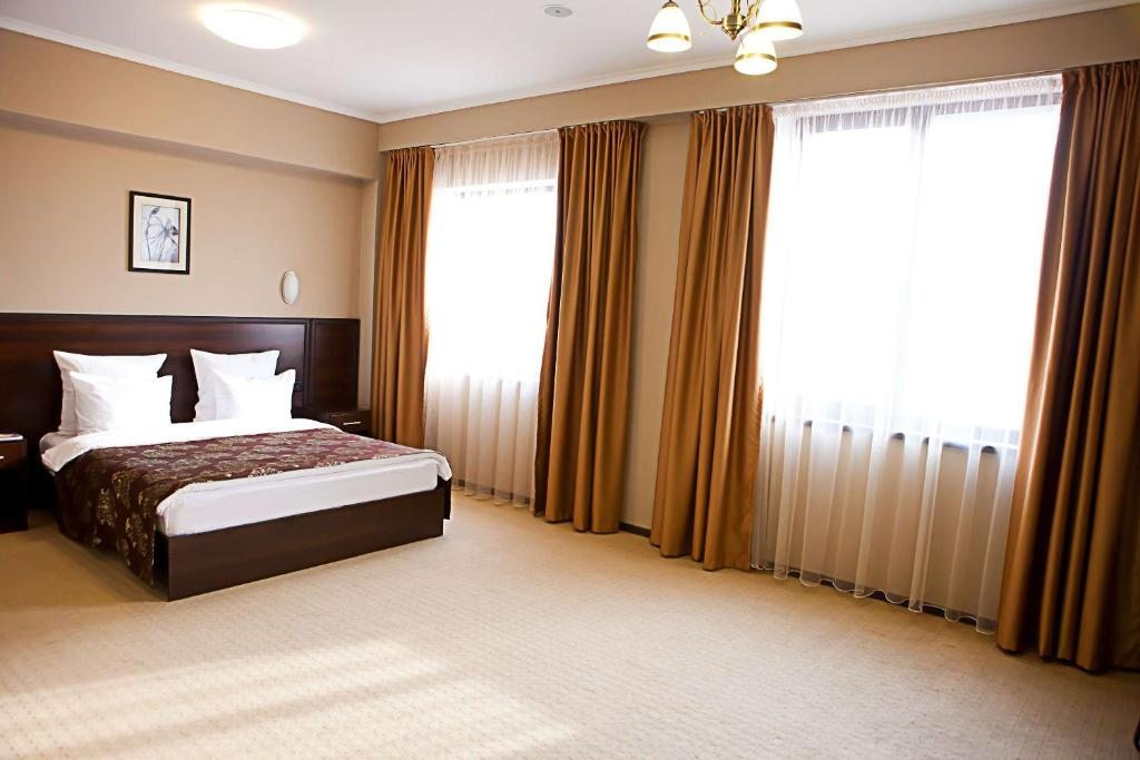 Двухместный (Двухместный номер «Мини» с 1 кроватью — Для некурящих) отеля Best Western Plus Atakent Park, Алматы