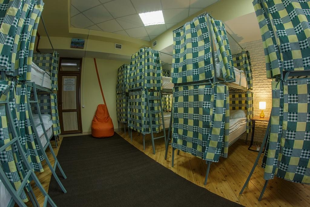 Номер (Спальное место на двухъярусной кровати в общем номере для женщин) хостела Димал Алматы