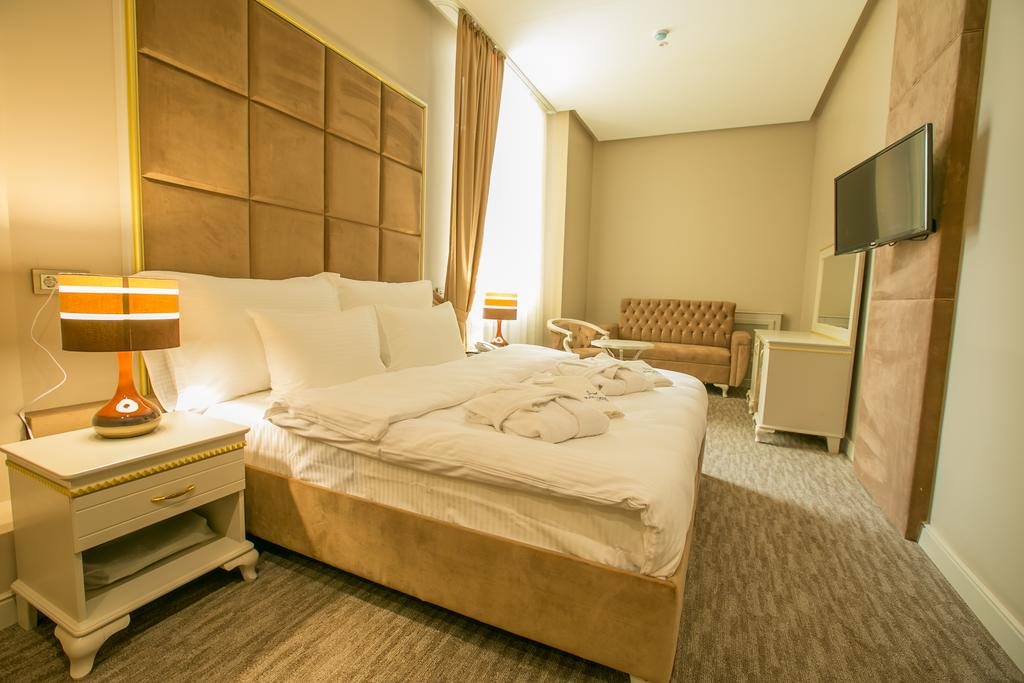 Двухместный (Стандартный двухместный номер с 1 кроватью) отеля Grand Sapphire, Алматы