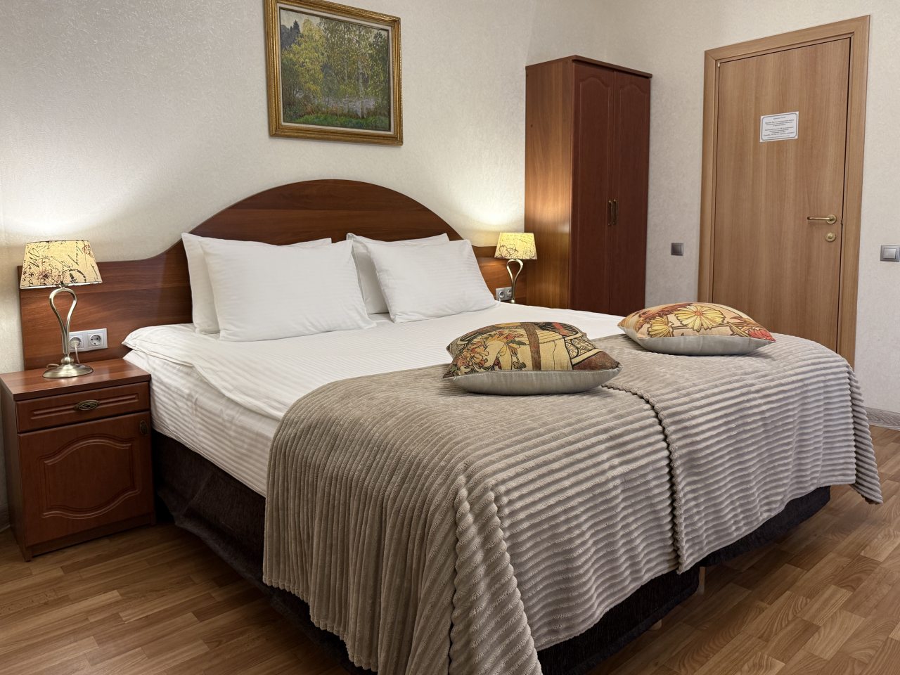 Двухместный (Улучшенный номер с 1 кроватью или 2 отдельными кроватями), Отель Вера