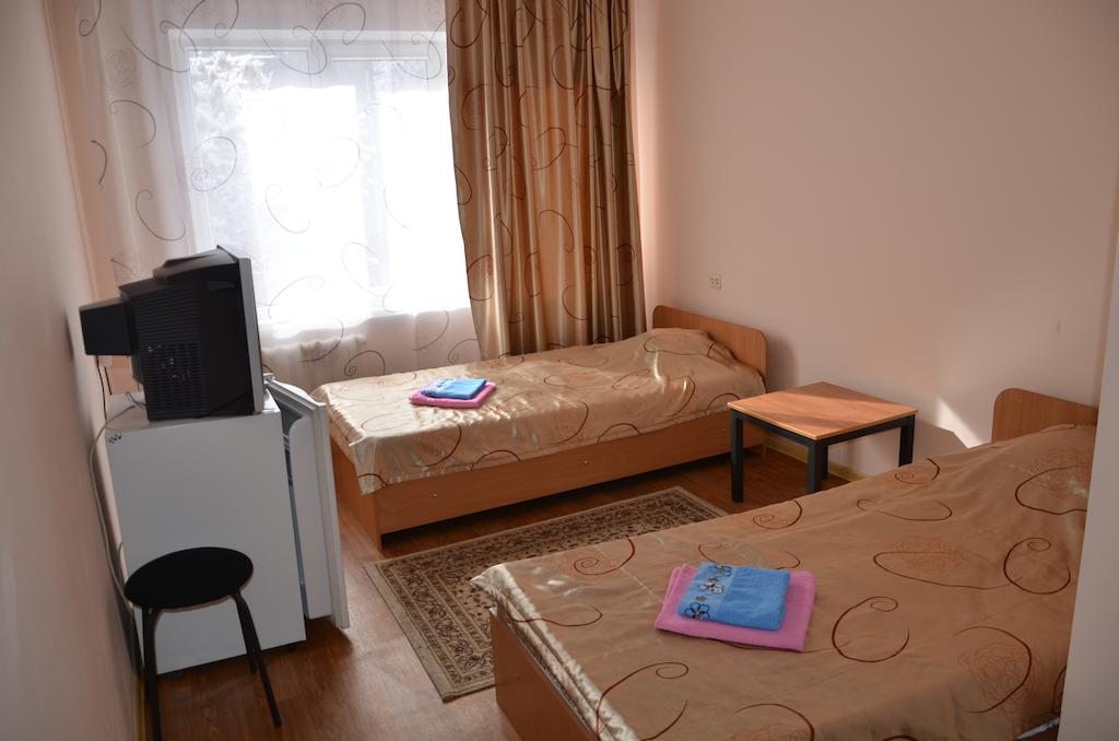 Двухместный (Стандартный двухместный номер с 2 отдельными кроватями) отеля Tahar, Алматы