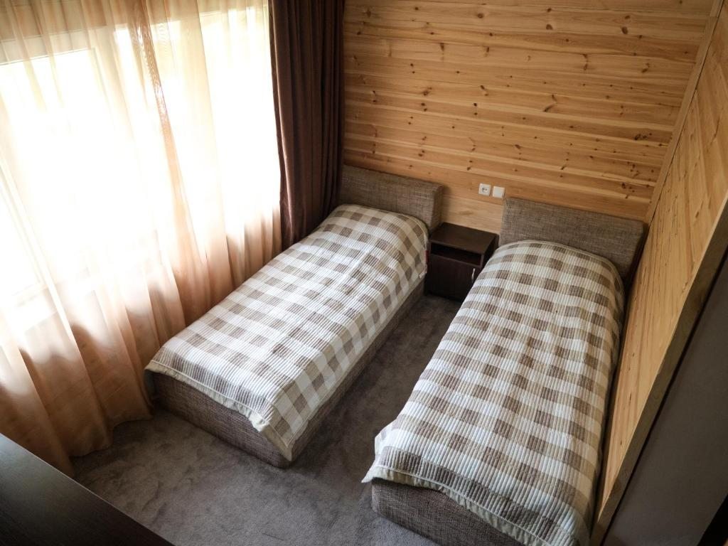 Двухместный (Стандартный двухместный номер с 2 отдельными кроватями) курортного отеля Shymbulak Resort Hotel, Алматы