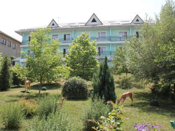 Green Hotel, Алматы