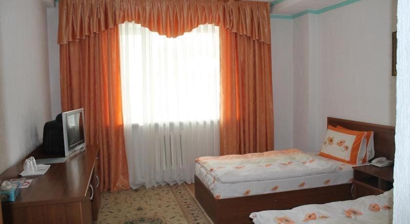 Двухместный (Стандартный двухместный номер с 2 отдельными кроватями) отеля Green Hotel, Алматы