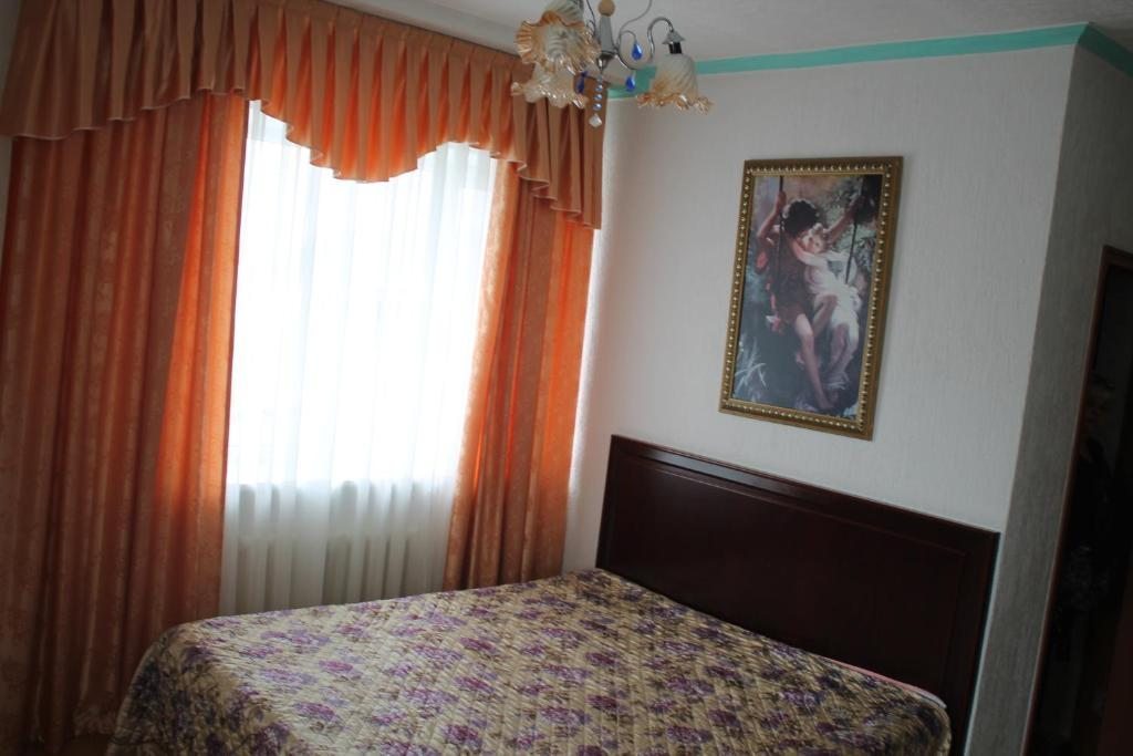Двухместный (Двухместный номер с 1 кроватью и базовыми удобствами) отеля Green Hotel, Алматы