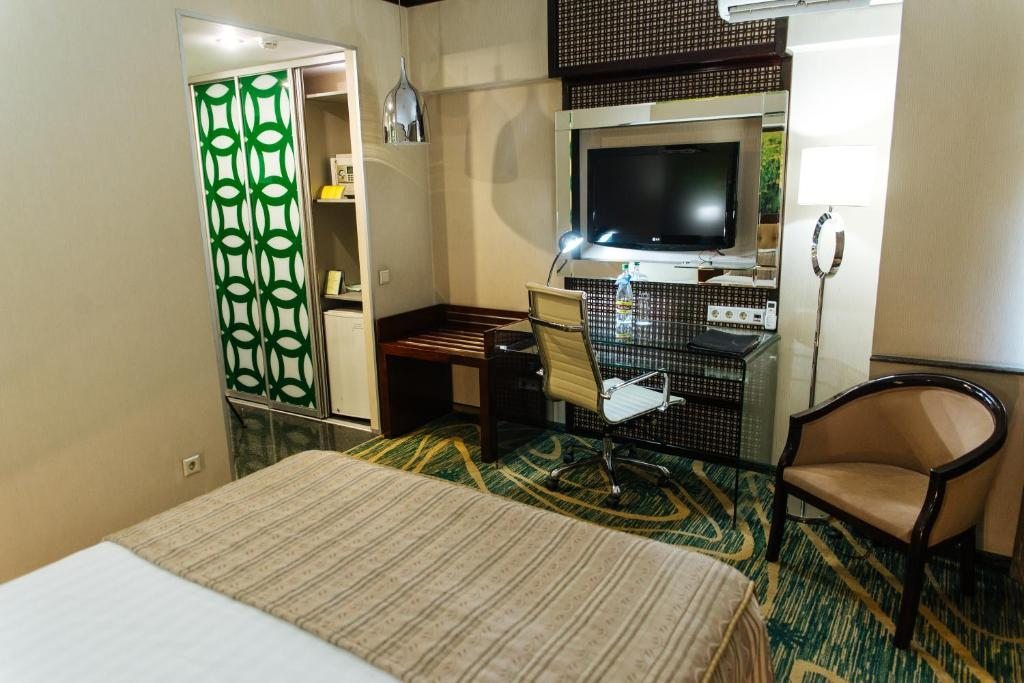 Двухместный (Стандартный двухместный номер с 1 кроватью или 2 отдельными кроватями) отеля Казжол Алматы