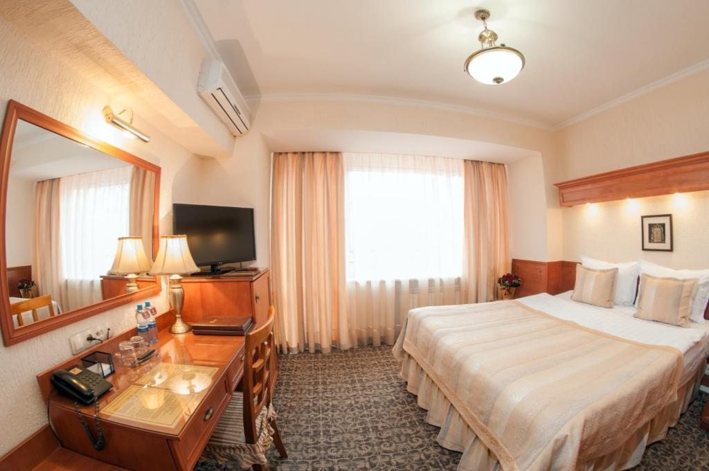 Двухместный (Бюджетный двухместный номер с 1 кроватью) отеля Уют, Алматы