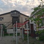 Детская площадка на улице, Гостевой дом На Звездинской