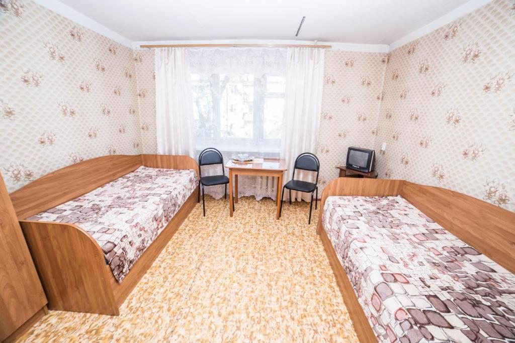 Двухместный (Двухместный номер эконом-класса с 2 отдельными кроватями) гостиницы Стрела, Ахтубинск