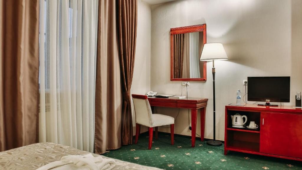 Двухместный (Стандартный двухместный номер с 1 кроватью) отеля Goldman Empire, Астана