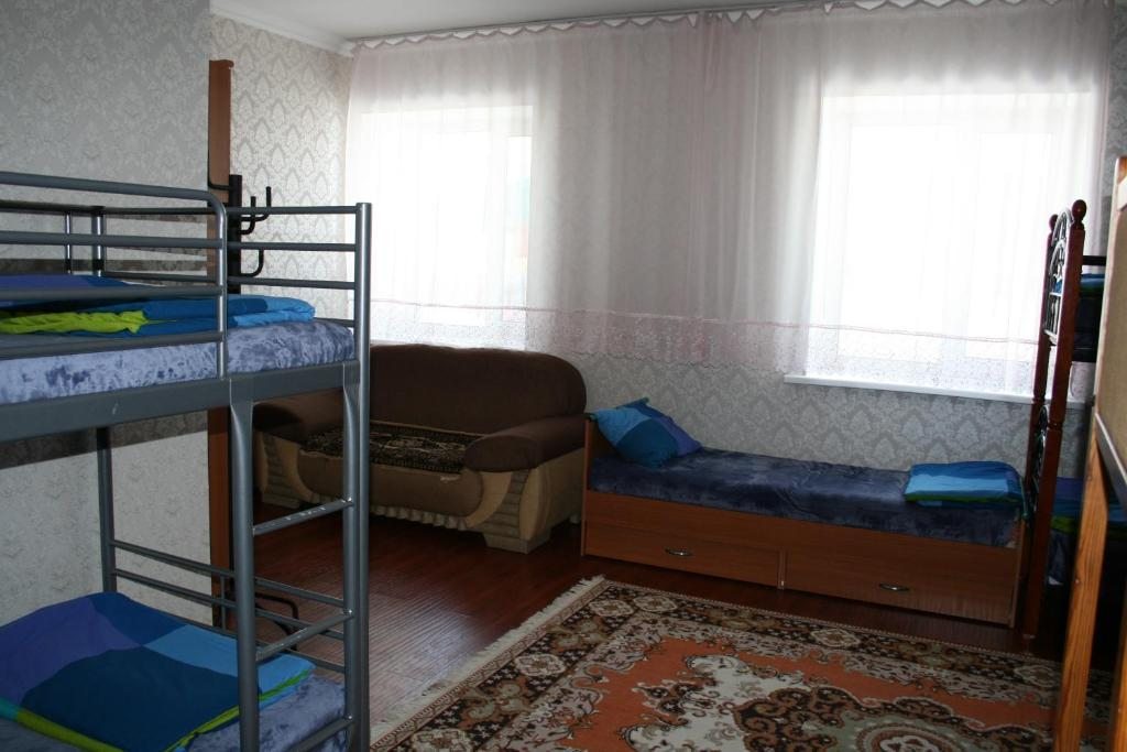 Номер (Спальное место на двухъярусной кровати в общем номере для мужчин) хостела Американа, Астана