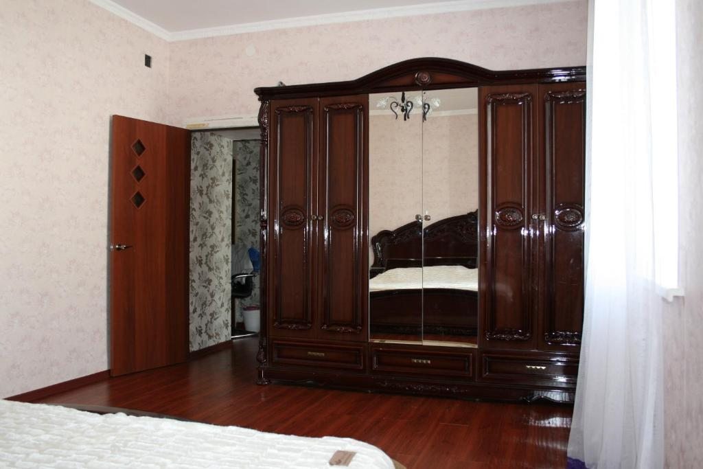 Двухместный (Большой двухместный номер с 1 кроватью) хостела Американа, Астана