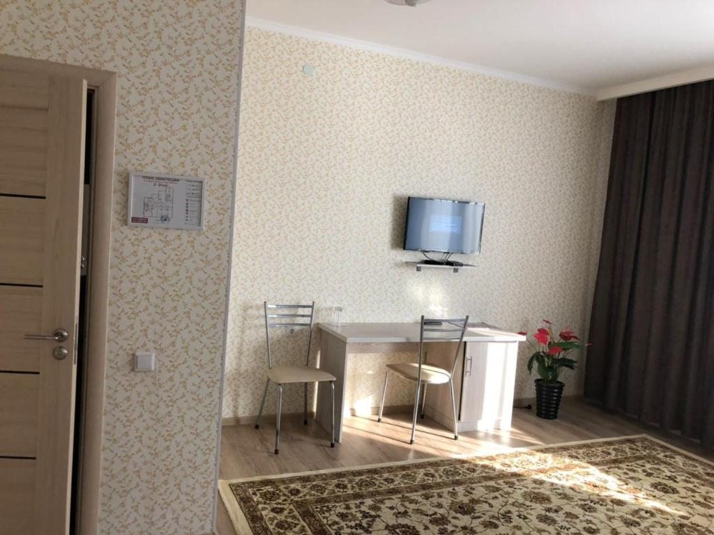Двухместный (Двухместный номер с 2 отдельными кроватями) отеля Union Plaza, Астана
