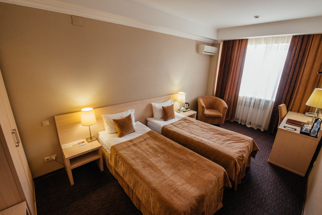 Двухместный (Стандарт с двумя раздельными кроватями улучшенный) гостиницы Аврора, Курск