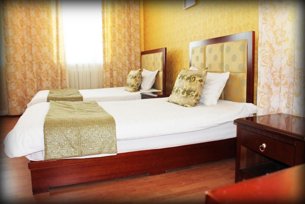 Двухместный (Стандартный двухместный номер с 2 отдельными кроватями) отеля San Marino Astana, Астана