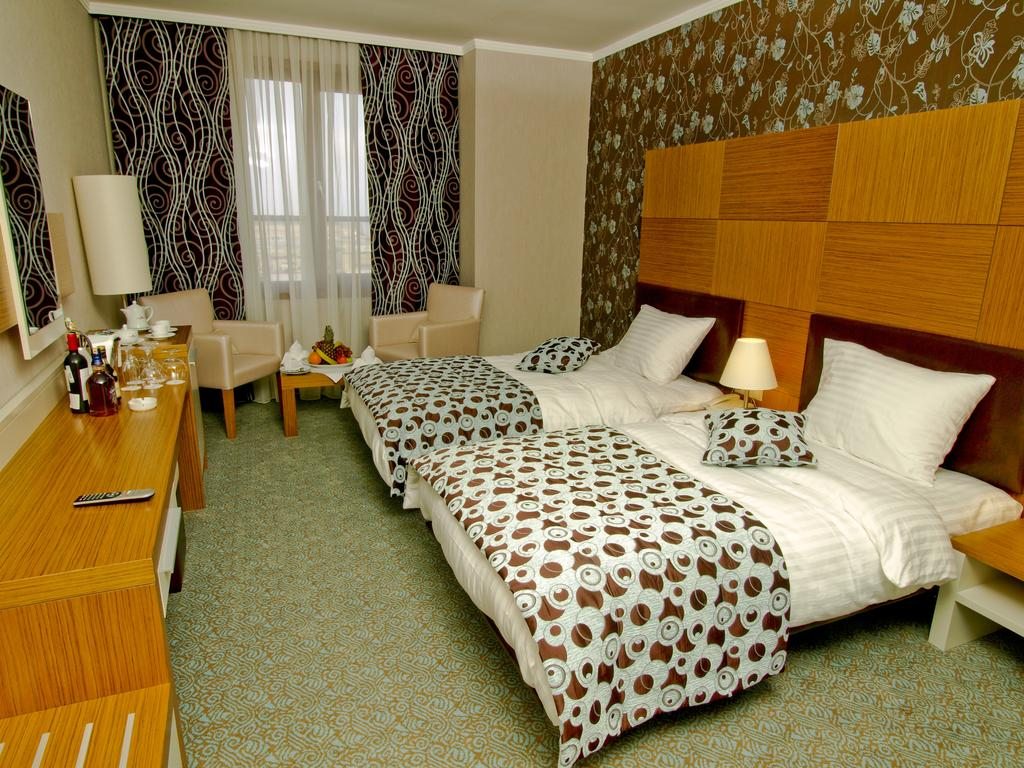 Двухместный (Стандартный двухместный номер с 2 отдельными кроватями) отеля Grand Nur Plaza, Актау