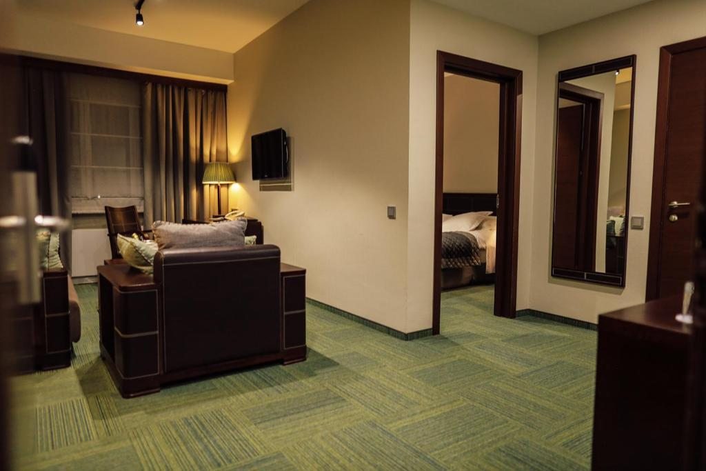 Двухместный (Улучшенный двухместный номер с 1 кроватью) отеля Дастан, Актобе