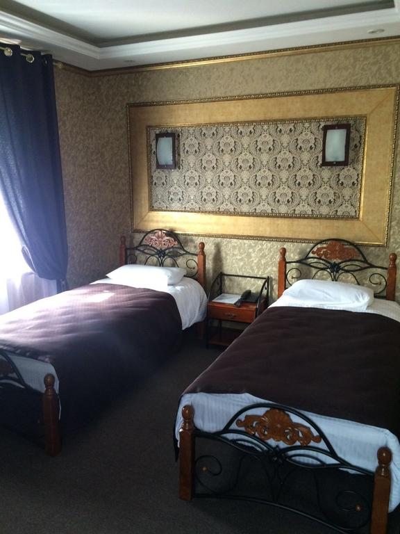 Двухместный (Двухместный номер «Комфорт» с 1 кроватью или 2 отдельными кроватями) гостиничного комплекса ZERE, Караганда