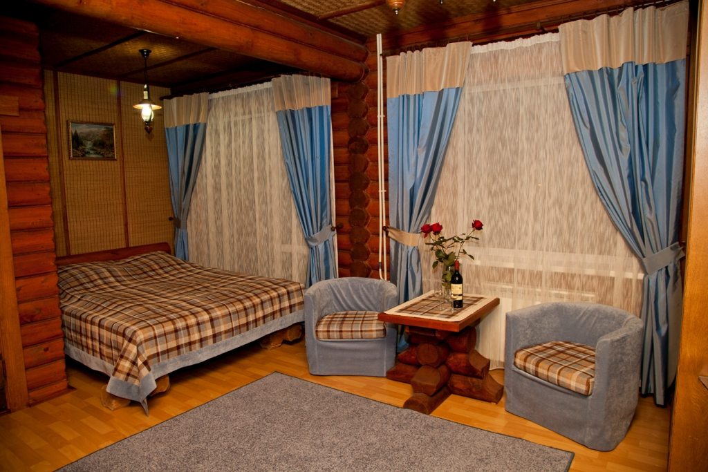 Двухместный (Стандарт) гостиницы Петровъ дворъ, Новосибирск