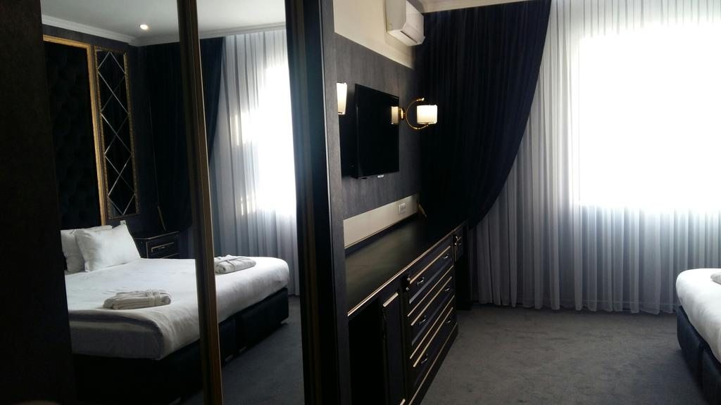 Двухместный (Двухместный номер с 1 кроватью) отеля Бархат, Тараз