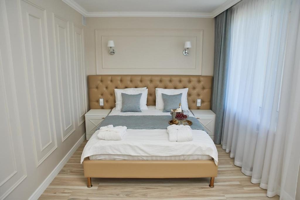 Двухместный (Стандартный номер с кроватью размера «king-size») отеля Рахат, Уральск