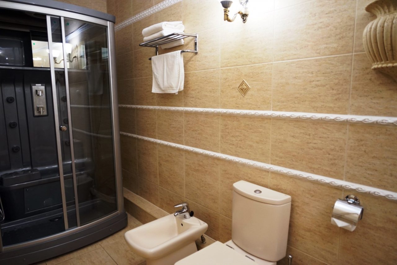 Ванная комната в категории Люкс премиум.