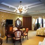 Люкс (С джакузи), Гостиничный комплекс Александр