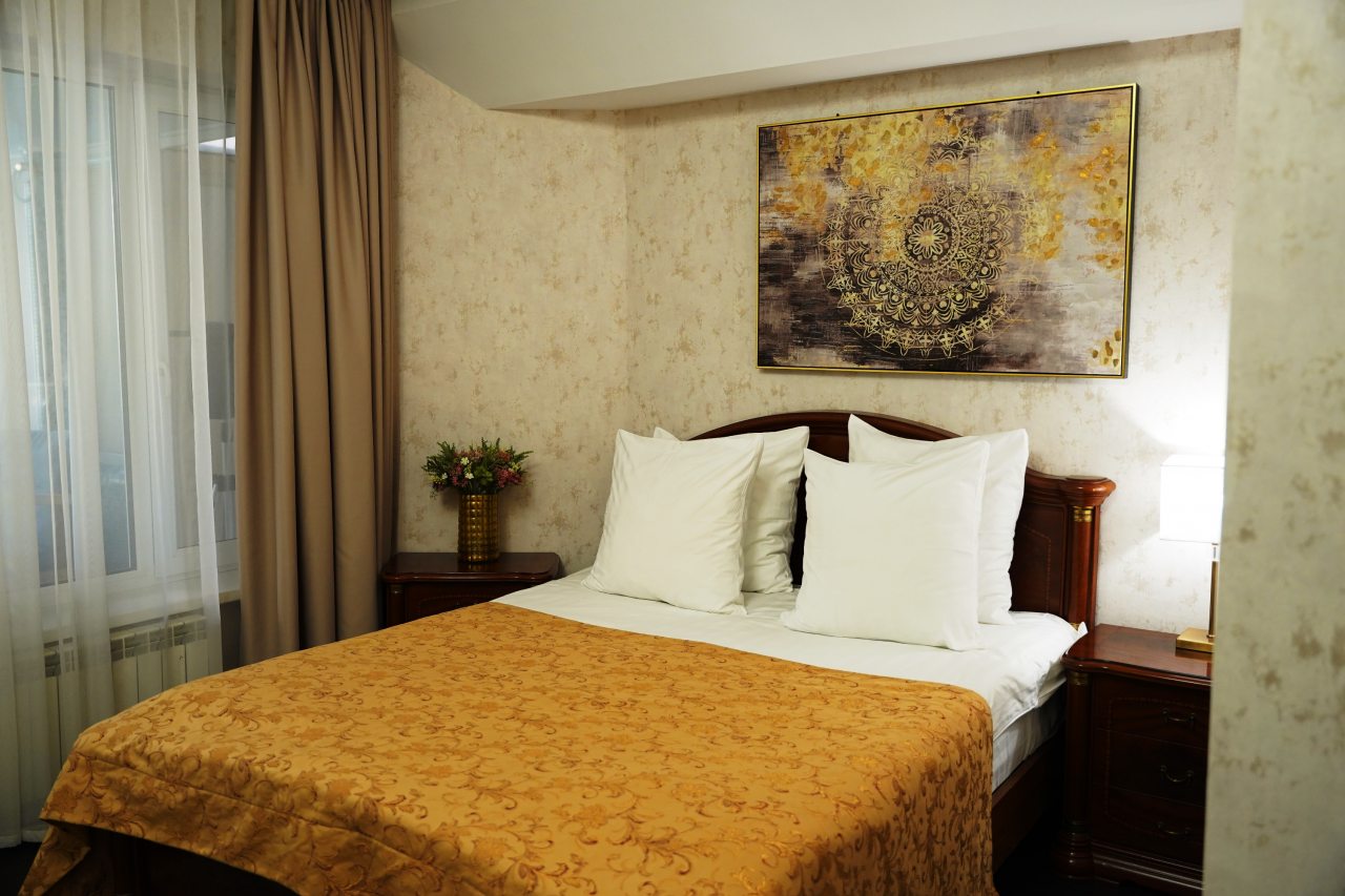 Люкс (С бассейном), Гостиничный комплекс Александр