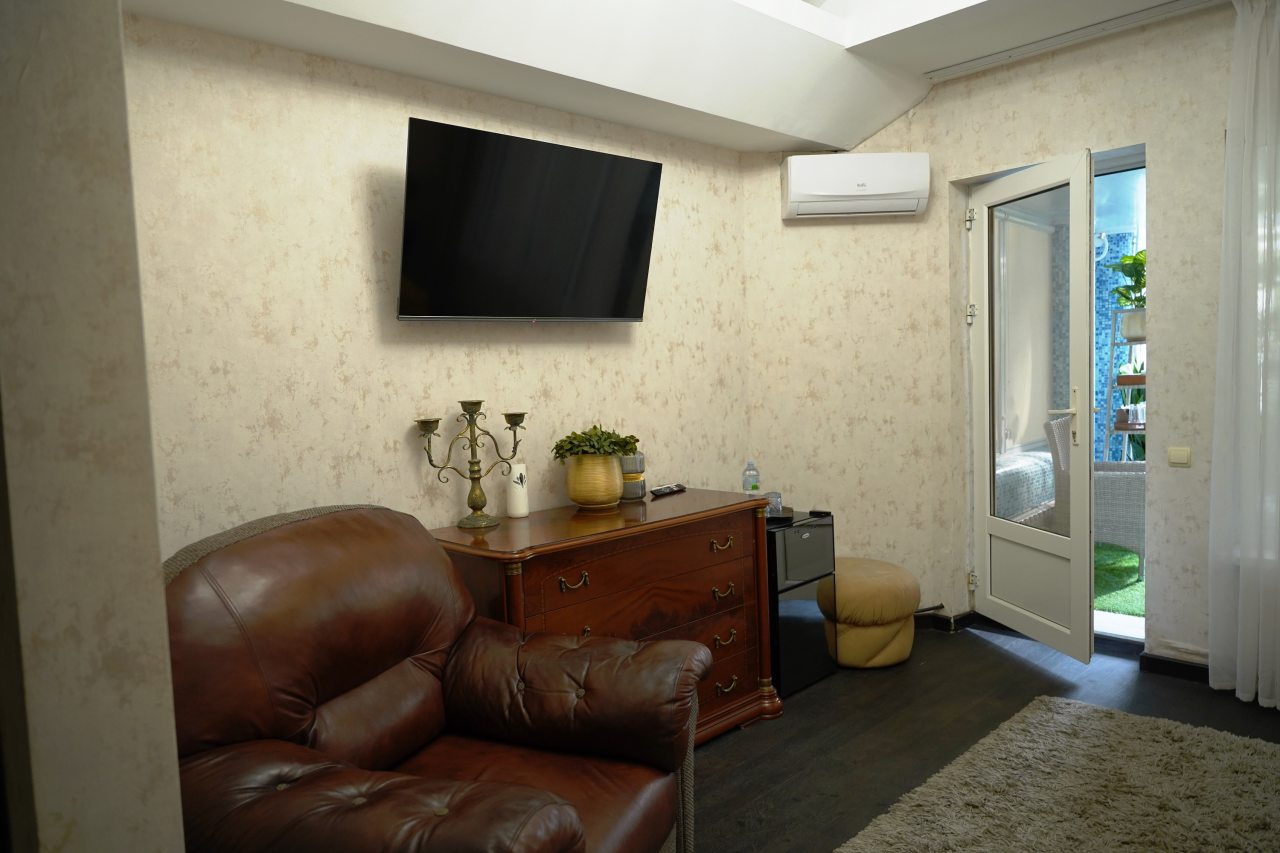 Люкс (С бассейном), Гостиничный комплекс Александр