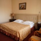 Полулюкс (С двуспальной кроватью), Гостиничный комплекс Александр