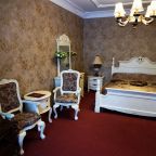 Люкс, Гостиничный комплекс Александр