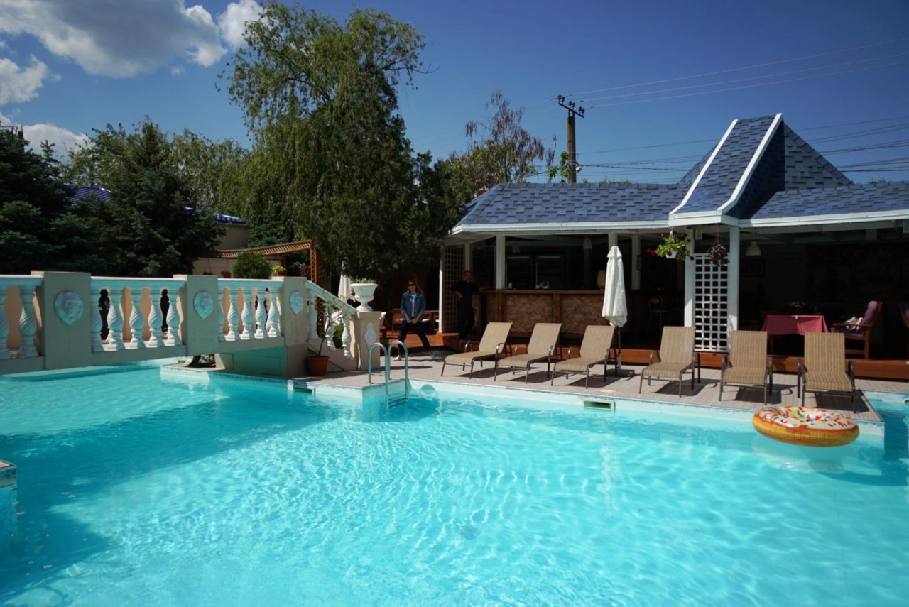 Люкс, Гостиничный комплекс Александр