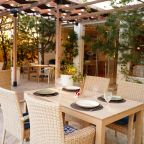 Разрешено проведение мероприятий, Гостиничный комплекс Александр