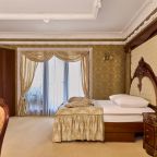Кровать в номере