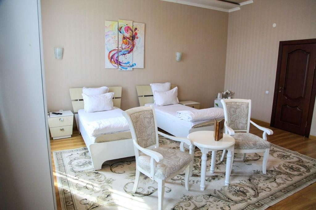 Двухместный (Двухместный номер «Комфорт» с 2 отдельными кроватями) отеля Альтаир, Шымкент