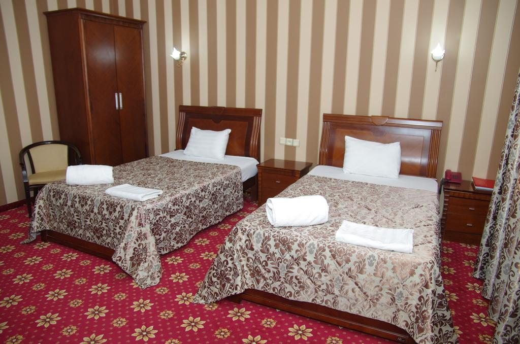 Двухместный (Стандартный номер с 2 отдельными кроватями) отеля Орда, Шымкент