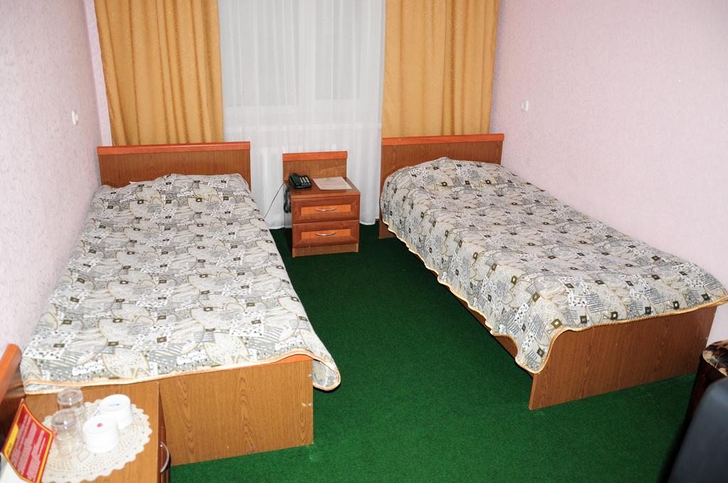 Двухместный (Стандартный двухместный номер с 2 отдельными кроватями) гостиницы Достык, Кокшетау