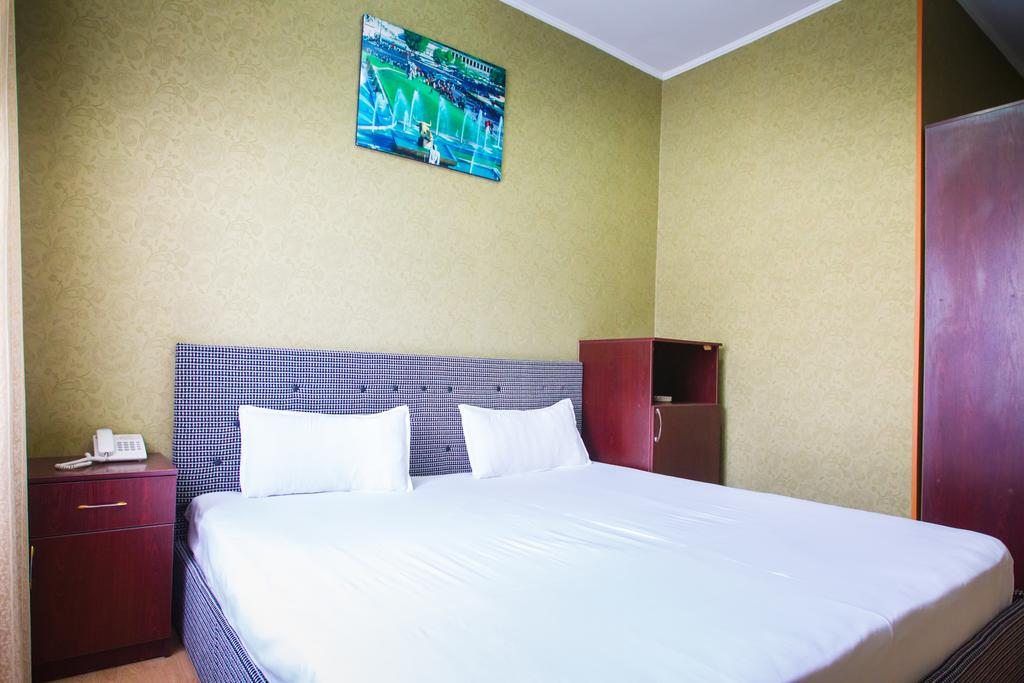 Двухместный (Стандартный двухместный номер с 1 кроватью) отеля Диар, Атырау