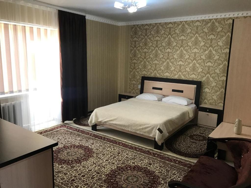 Двухместный (Улучшенный двухместный номер с 1 кроватью) отеля Гранд, Кызылорда