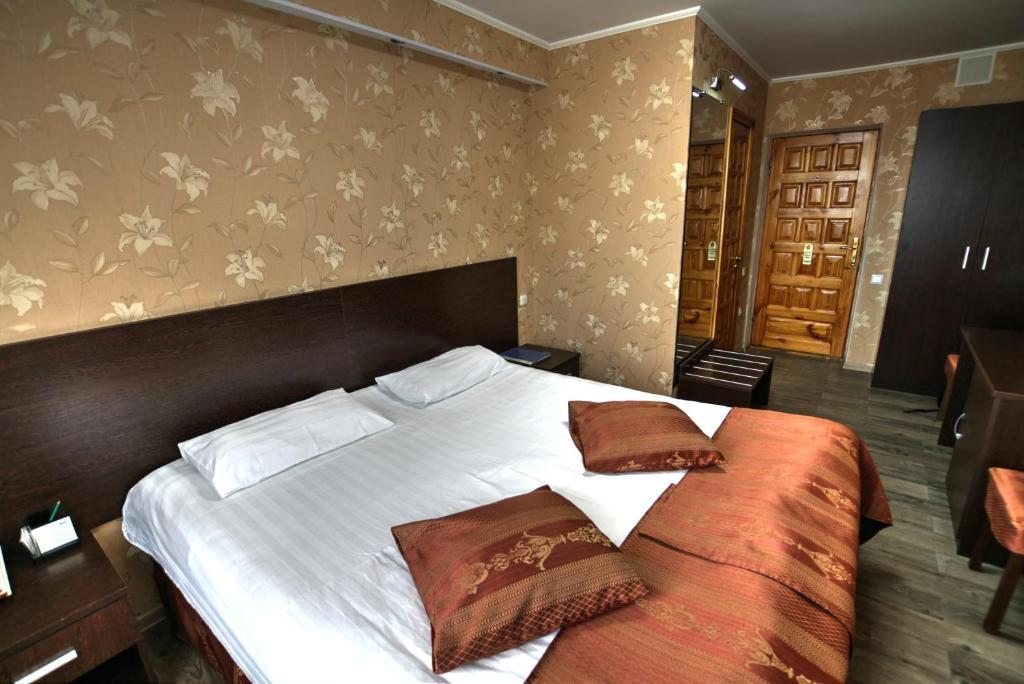 Двухместный (Двухместный номер Делюкс с 1 кроватью или 2 отдельными кроватями) отеля Остров, Костанай