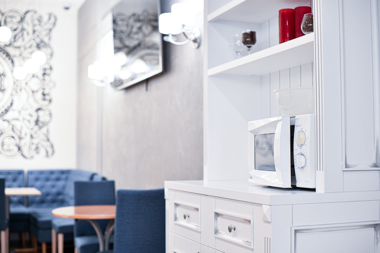 Банкетный-зал, бизнес-ланчи с 12.00 до 14.30 по будням