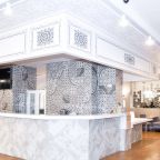 Банкетный-зал, бизнес-ланчи с 12.00 до 14.30 по будням