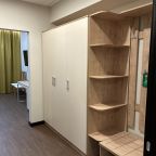 Стандарт TWIN 1 категории, трехстворчатый шкаф