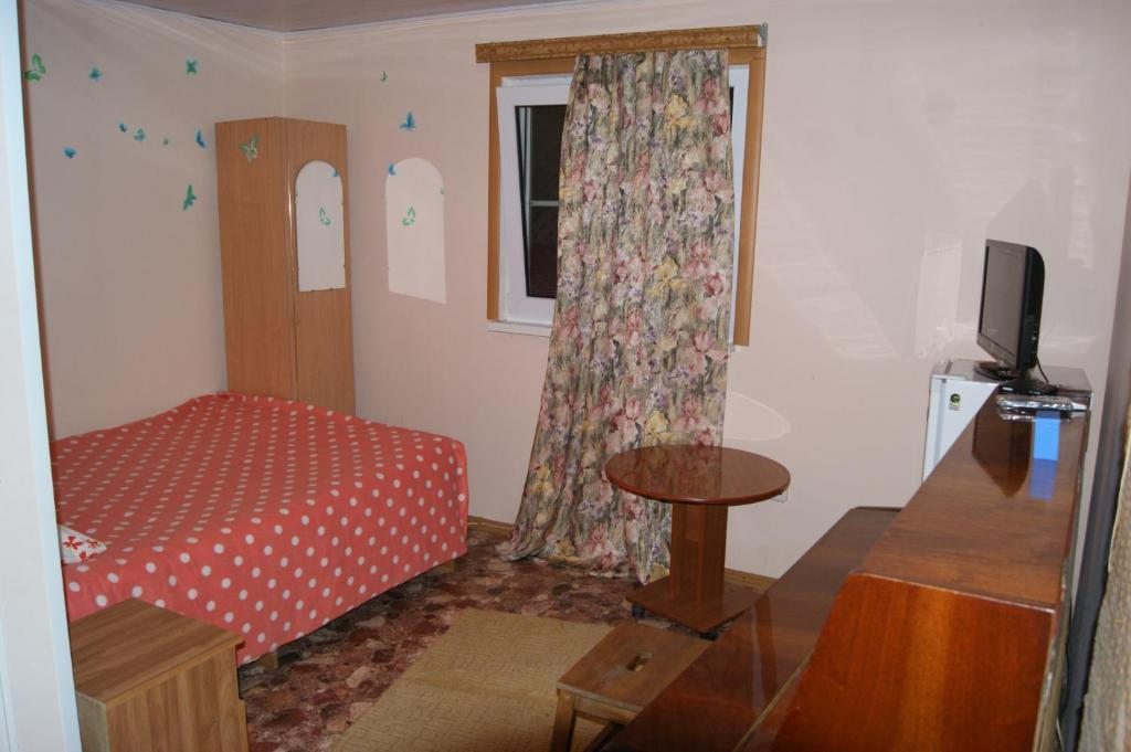Двухместный (Двухместный номер с 1 кроватью и собственной ванной комнатой) отеля Экоферма Междуморье, Чекон