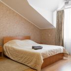 Семейный (Двухкомнатный Полу-ЛЮКС), Мини-гостиница Медведефф Чердаклы