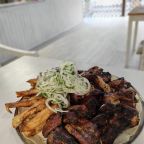 Питание. Кафе-столовая на территории отеля Центральный.