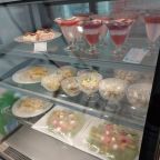 Питание. Кафе-столовая на территории отеля Центральный.