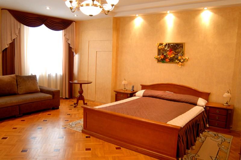 Люкс (2-комнатный № 14) гостиницы Белогорье, Белгород