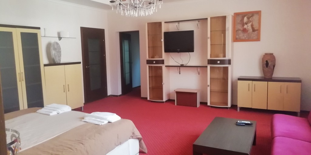 Апартаменты (1- комнатные № 62) гостиницы Белогорье, Белгород